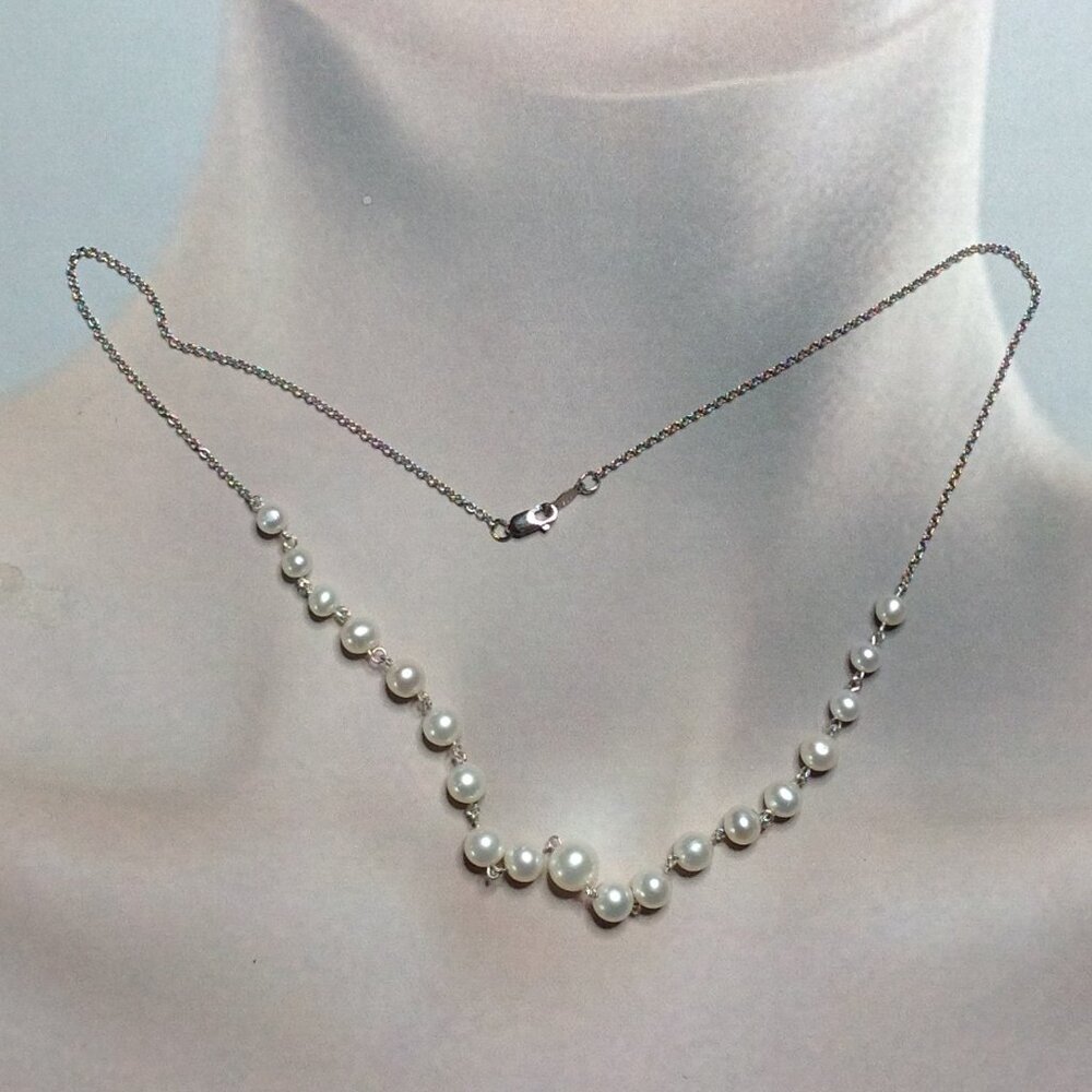 Honora White Graduated Cultured Pearls Sterling Silver Chain Necklcce.